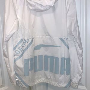 PUMA LIGHTWEIGHT JACKET